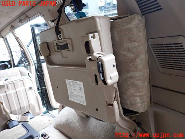 1UPJ-9233997235]ビッグホーン(UBS73GW)右3列目シート 中古_5