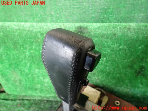 1UPJ-9233997555]ビッグホーン(UBS73GW)ATシフトレバー 中古_2