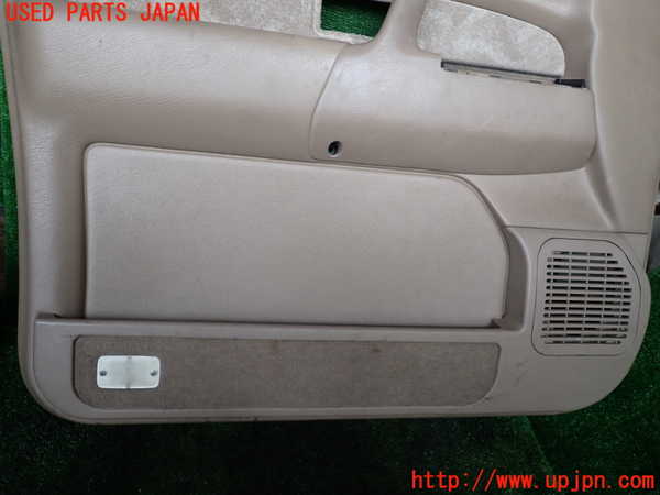 1UPJ-9233991264]ビッグホーン(UBS73GW)左前ドア内張り 中古_3