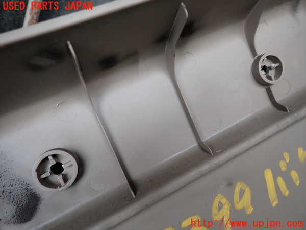 1UPJ-9233991578]ビッグホーン(UBS73GW)バックドア内張り 中古_5