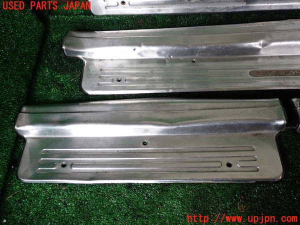 1UPJ-9233997740]ビッグホーン(UBS73GW)スカッフプレート 中古_4