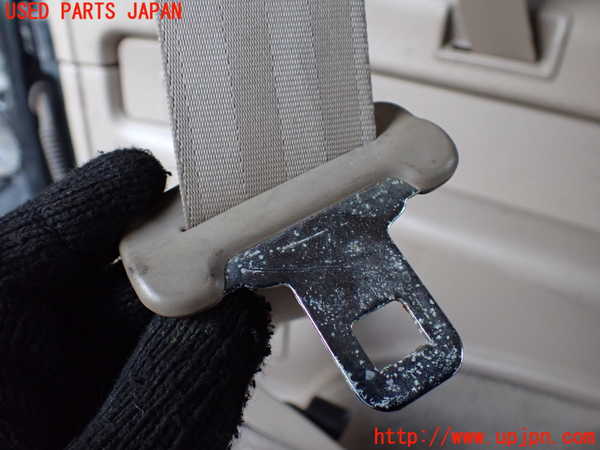 1UPJ-9233997275]ビッグホーン(UBS73GW)左3列目シートベルト 中古_2