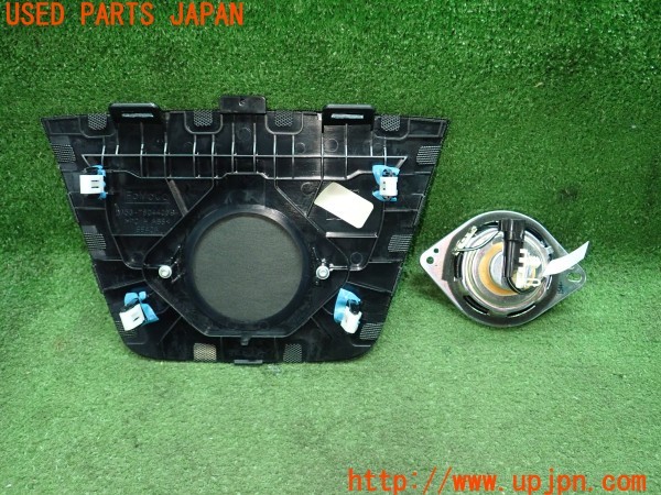 3UPJ=9234000652]フォード エクスプローラー(1FMHK9)純正 B53-7804405 センター ダッシュボードトリム スピーカー付き 中古_2