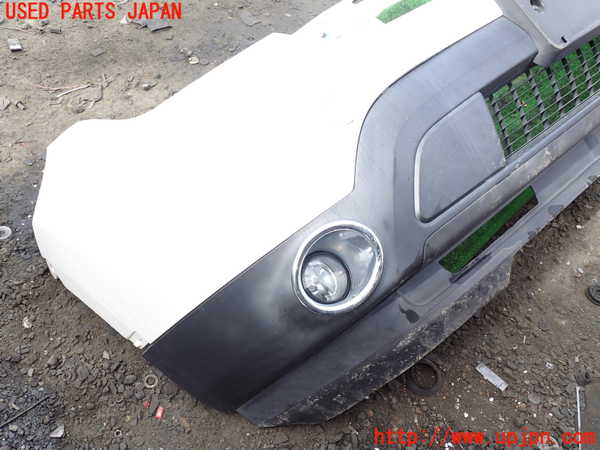 1UPJ-9234001010]エクスプローラー(1FMHK9)フロントバンパー 中古_4