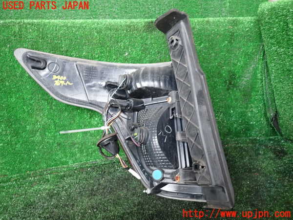 1UPJ-9234001530]エクスプローラー(1FMHK9)右テールランプ 中古_2