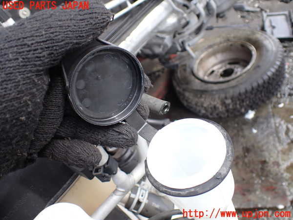 1UPJ-9234006791]エクスプローラー(1FMHK9)ウォッシャータンク1 中古_4