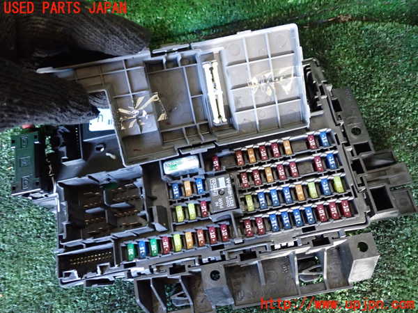 1UPJ-9234006741]エクスプローラー(1FMHK9)ヒューズボックス1 中古_3