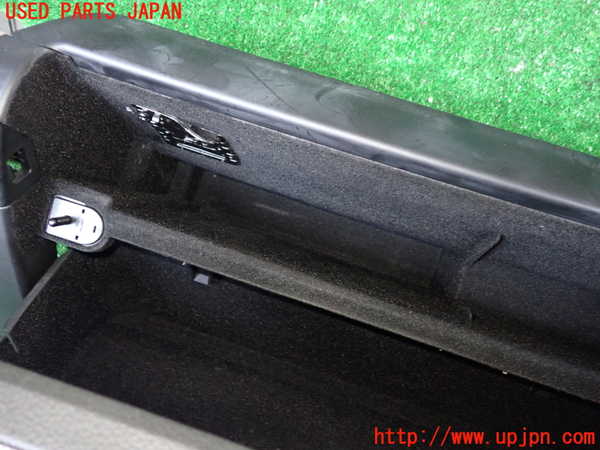 1UPJ-9234007516]エクスプローラー(1FMHK9)グローブボックス1 中古_3