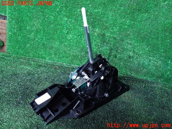 1UPJ-9234007555]エクスプローラー(1FMHK9)ATシフトレバー 中古_2