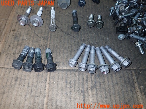 3UPJ=9234010720]レクサス SC430(UZZ40)ネジ・ナット・ステー類 セット ジャンク_3