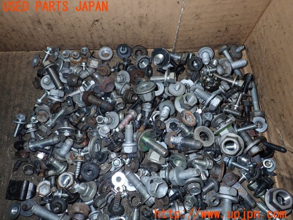 3UPJ=9234010720]レクサス SC430(UZZ40)ネジ・ナット・ステー類 セット ジャンク_4