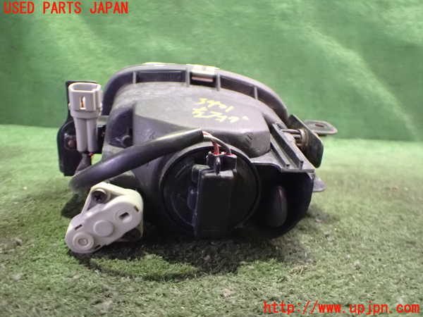 2UPJ-9234011182]レクサス・SC430(UZZ40)左フォグ 中古_3