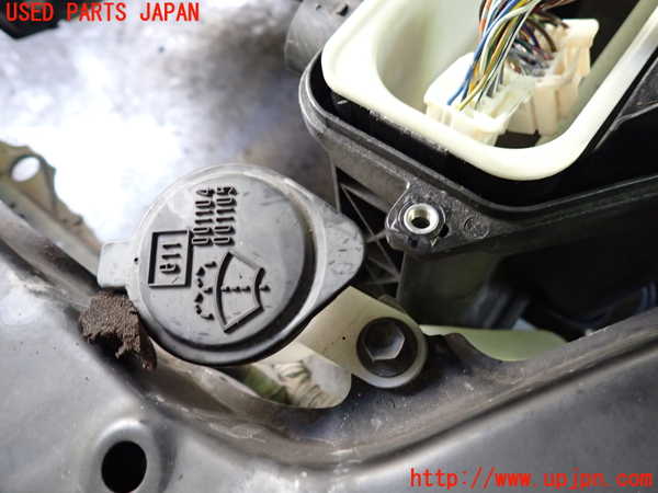 2UPJ-9234016791]レクサス・SC430(UZZ40)ウォッシャータンク1 中古_2
