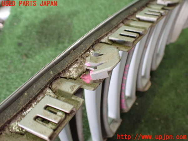 2UPJ-9234021050]BMW Z4(LM35)(E89)ラジエターグリル 中古_4