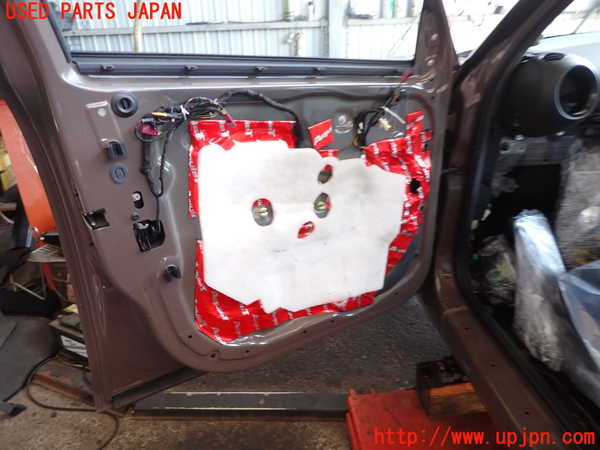 2UPJ-9234031260]BMW ミニ(MINI)クーパーD クロスオーバー(XD20F)左前ドア (43R-001583) 中古 (R60)_5