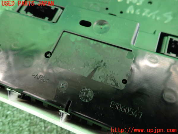 2UPJ-9234036066]BMW ミニ(MINI)クーパーD クロスオーバー(XD20F)エアコンスイッチ1 中古 (R60)_3