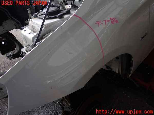 2UPJ-9234041082]BMW 218d アクティブツアラー(2C20)(F45)左前フェンダー 中古_2