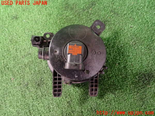 2UPJ-9234041180]BMW 218d アクティブツアラー(2C20)(F45)右フォグ 中古_2