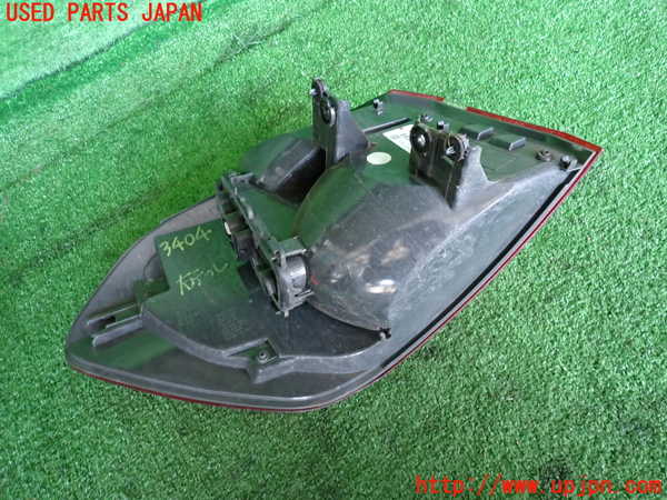 2UPJ-9234041530]BMW 218d アクティブツアラー(2C20)(F45)右テールランプ 中古_2