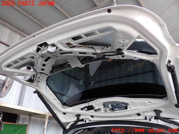 2UPJ-9234041566]BMW 218d アクティブツアラー(2C20)(F45)バックドア リアゲート ハッチ 中古(43R-00043)_4