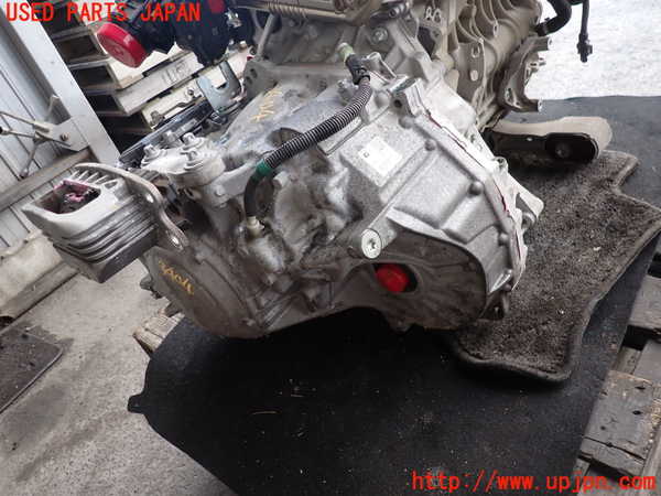 2UPJ-9234043010]BMW 218d アクティブツアラー(2C20)(F45)ミッション AT B47C20A 中古_3