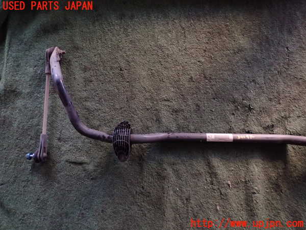 2UPJ-9234045440]BMW 218d アクティブツアラー(2C20)(F45)フロントスタビライザー 中古_3