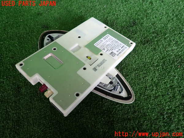 2UPJ-9234046550]BMW 218d アクティブツアラー(2C20)(F45)アンテナ 中古_2
