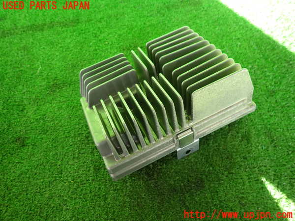 2UPJ-9234046525]BMW 218d アクティブツアラー(2C20)(F45)アンプ 中古_2