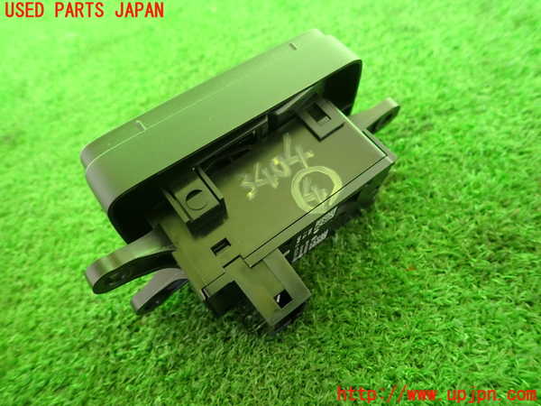 2UPJ-9234046309]BMW 218d アクティブツアラー(2C20)(F45)スイッチ4 (電動パーキングブレーキ) 中古_2