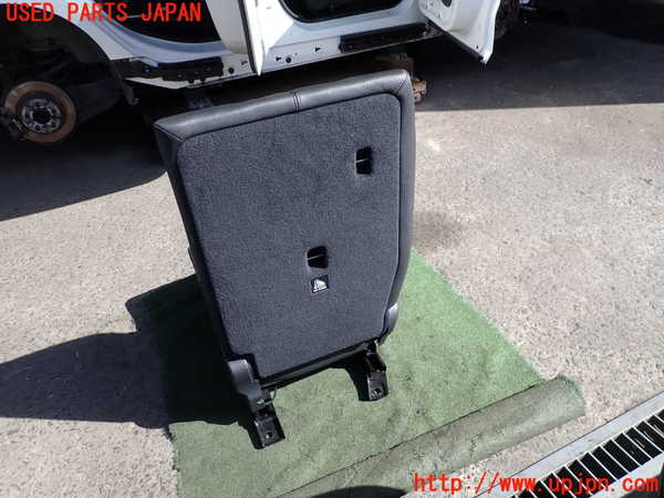2UPJ-9234047405]BMW 218d アクティブツアラー(2C20)(F45)右リアシート 中古_4