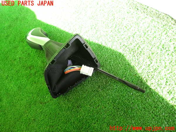 2UPJ-9234047570]BMW 218d アクティブツアラー(2C20)(F45)シフトノブ 中古_3