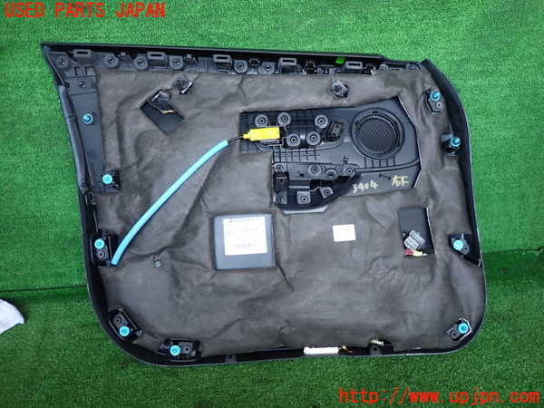 2UPJ-9234041234]BMW 218d アクティブツアラー(2C20)(F45)右前ドア内張り 中古_3