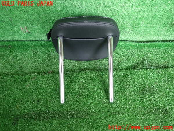 2UPJ-9234047130]BMW 218d アクティブツアラー(2C20)(F45)真中2列目ヘッドレスト 中古_2