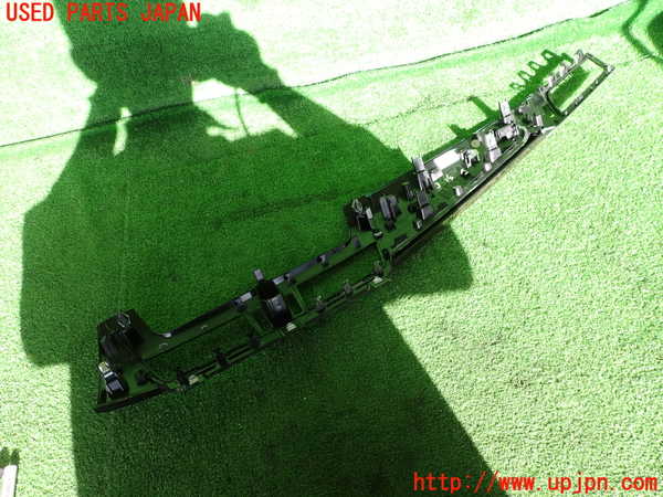 2UPJ-9234047691]BMW 218d アクティブツアラー(2C20)(F45)内装トリム類1 中古_4