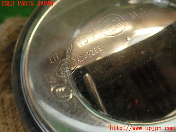 2UPJ-9234051182]スカイライン(ZV37)左フォグ 中古_2