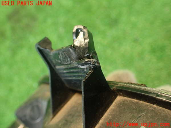 2UPJ-9234051160]スカイライン(ZV37)右ウィンカーレンズ (ジャンク品) 中古_4