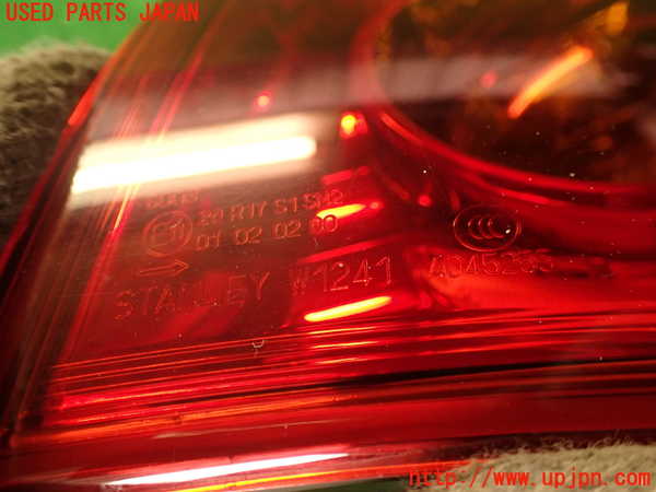 2UPJ-9234051530]スカイライン(ZV37)右テールランプ 中古_4