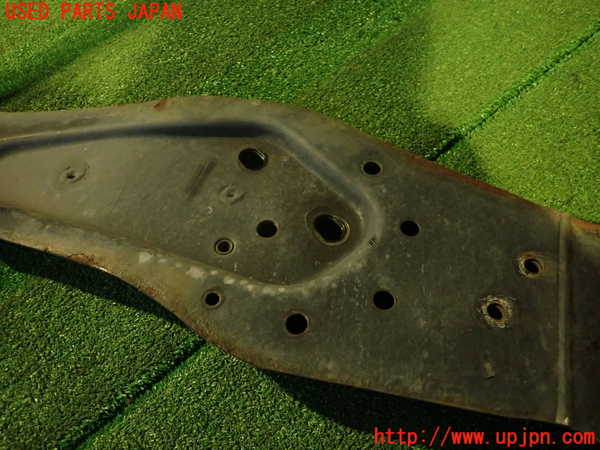 2UPJ-9234055296]スカイライン(ZV37)メンバー1 中古_4