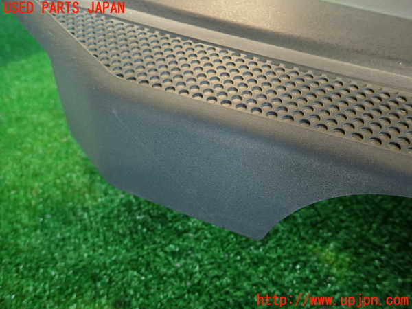 2UPJ-9234052160]スカイライン(ZV37)エンジンアッパーカバー 中古_3