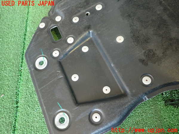 2UPJ-9234051721]スカイライン(ZV37)アンダーカバー1 中古_3