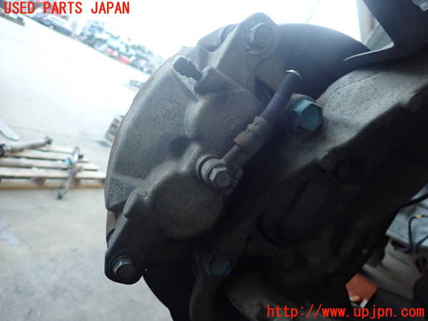 2UPJ-9234054080]スカイライン(ZV37)右フロントキャリパー 中古_2