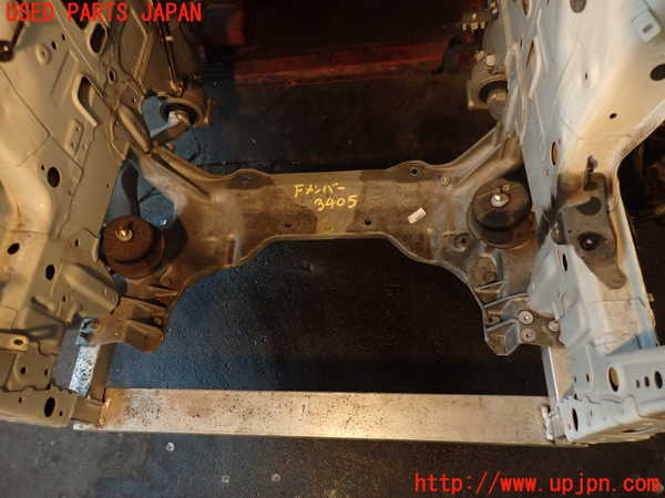 2UPJ-9234055285]スカイライン(ZV37)フロントメンバー 中古_4