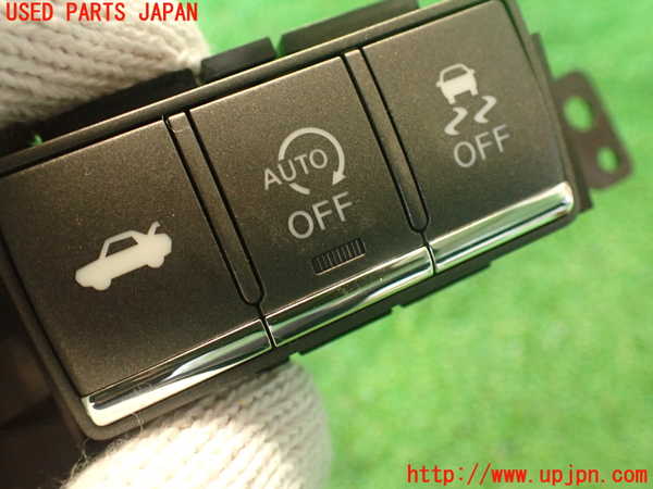 2UPJ-9234056307]スカイライン(ZV37)スイッチ2 (AUTO OFF) 中古_2