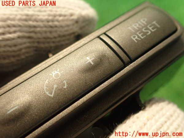 2UPJ-9234056309]スカイライン(ZV37)スイッチ4 (TRIP RESET) 中古_2