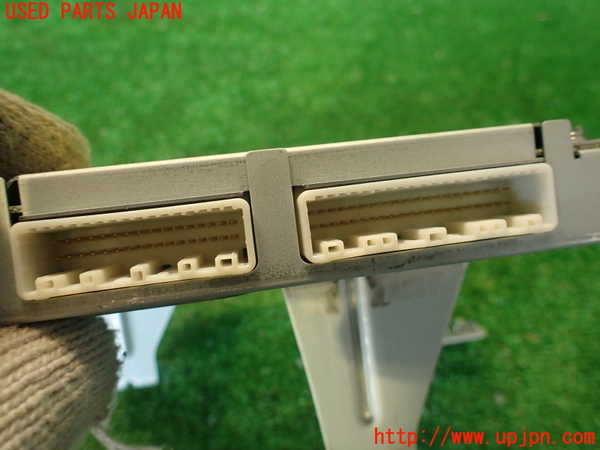 2UPJ-9234056146]スカイライン(ZV37)コンピューター1 (0029026) 中古_3