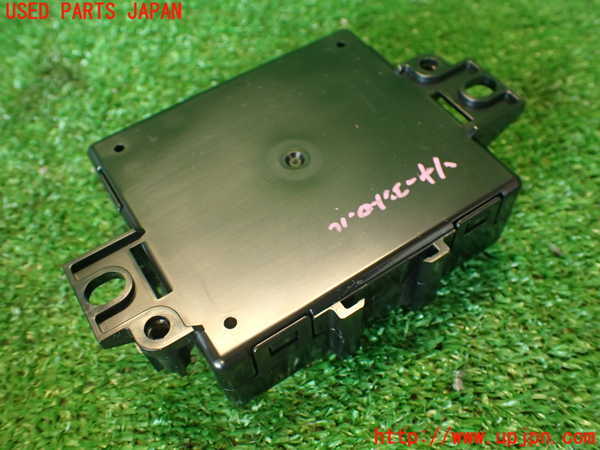 2UPJ-9234056149]スカイライン(ZV37)コンピューター4 (28532 4GA1A) 中古_2