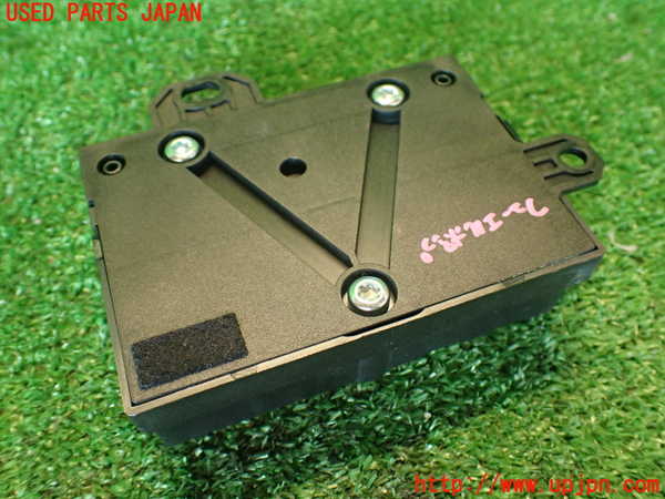 2UPJ-9234056150]スカイライン(ZV37)コンピューター5 中古_2