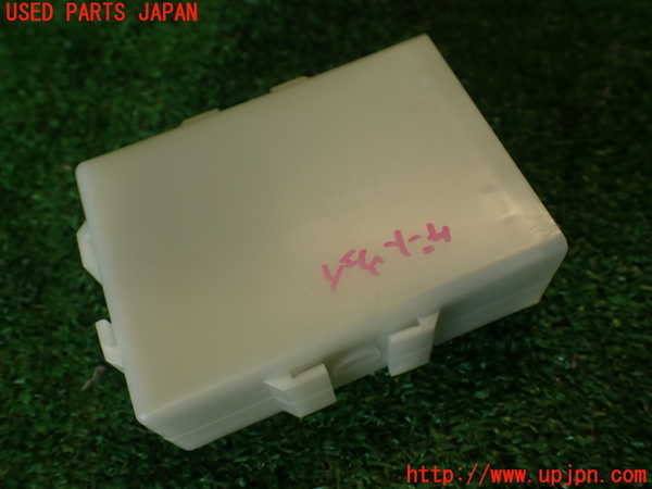 2UPJ-9234056153]スカイライン(ZV37)コンピューター8 (284D14GF0A) 中古_2