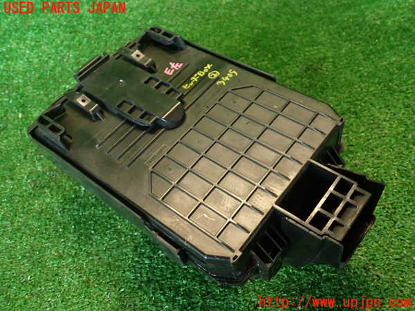 2UPJ-9234056742]スカイライン(ZV37)ヒューズボックス2 中古_3