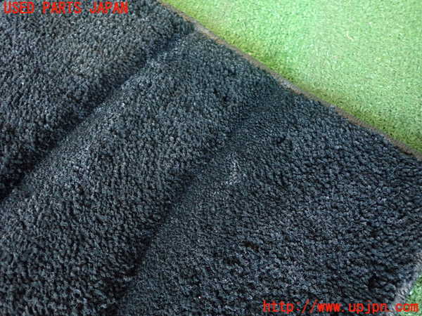 2UPJ-9234057800]スカイライン(ZV37)フロアマット 中古_3